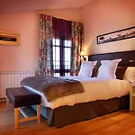 Hotell De Guara 3*