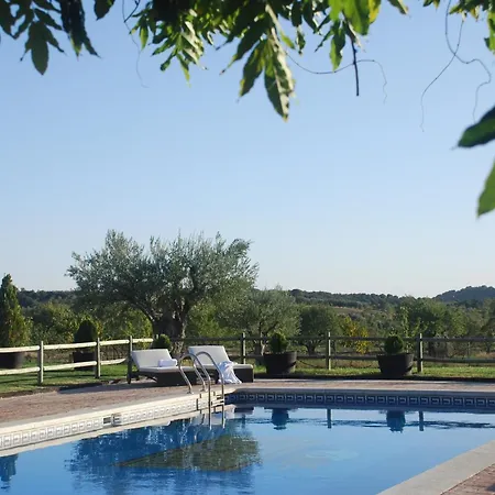 De Guara Hotel