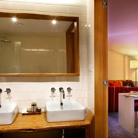 Hotel De Guara 3*