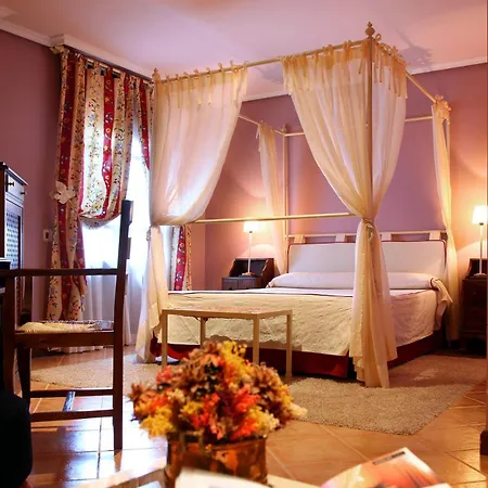 Hotel De Guara 3*