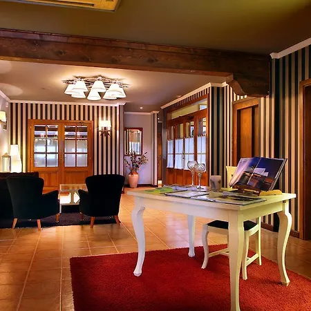 De Guara Hotel